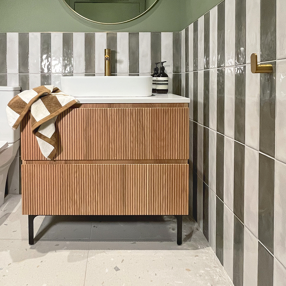 Alternating green and white metro tiles in a striped layout